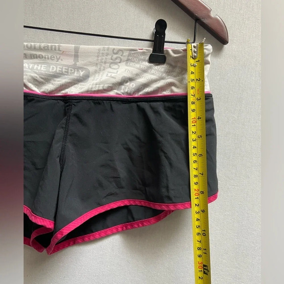 Lululemon Athletica wet  dry swim running shorts Sz 10 - Picture 7 of 8